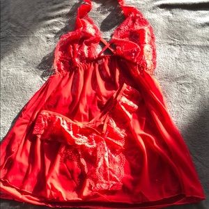 Red lingerie set